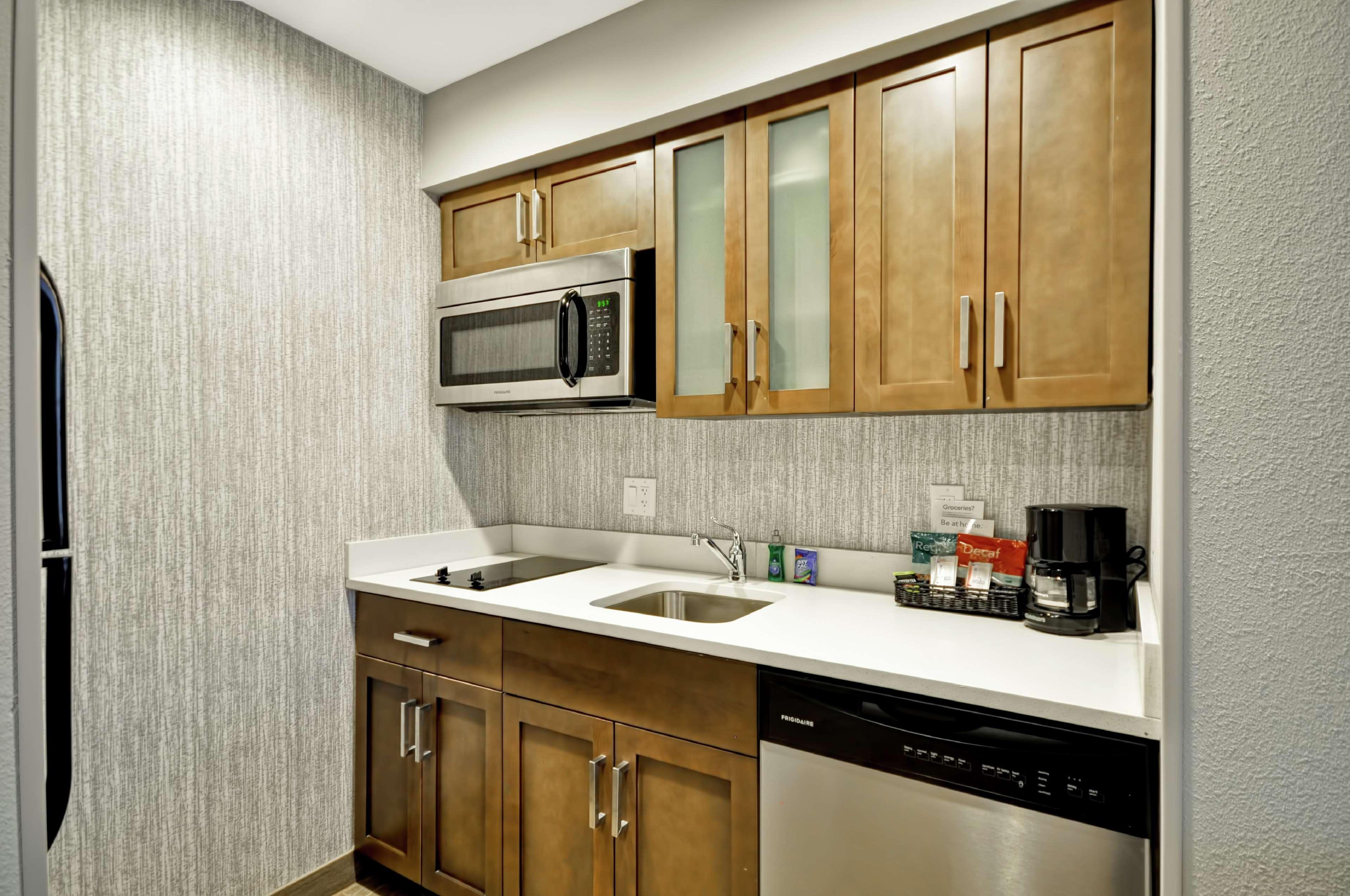 Homewood Suites By Hilton Cincinnati/Уэст-Честер Экстерьер фото